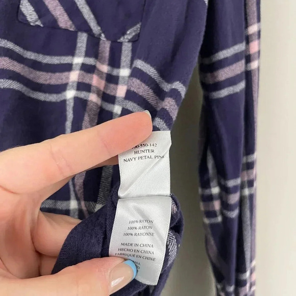 Rails Hunter Plaid Button Down Blouse Navy Petal Pink Size Small - Picture 4 of 5